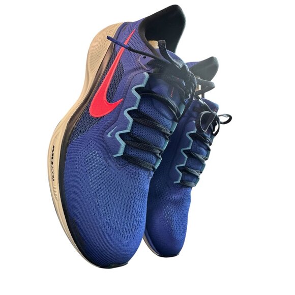 Nike Zoom X Invencible Run 3 Men\'s Size 9.5 Shoes